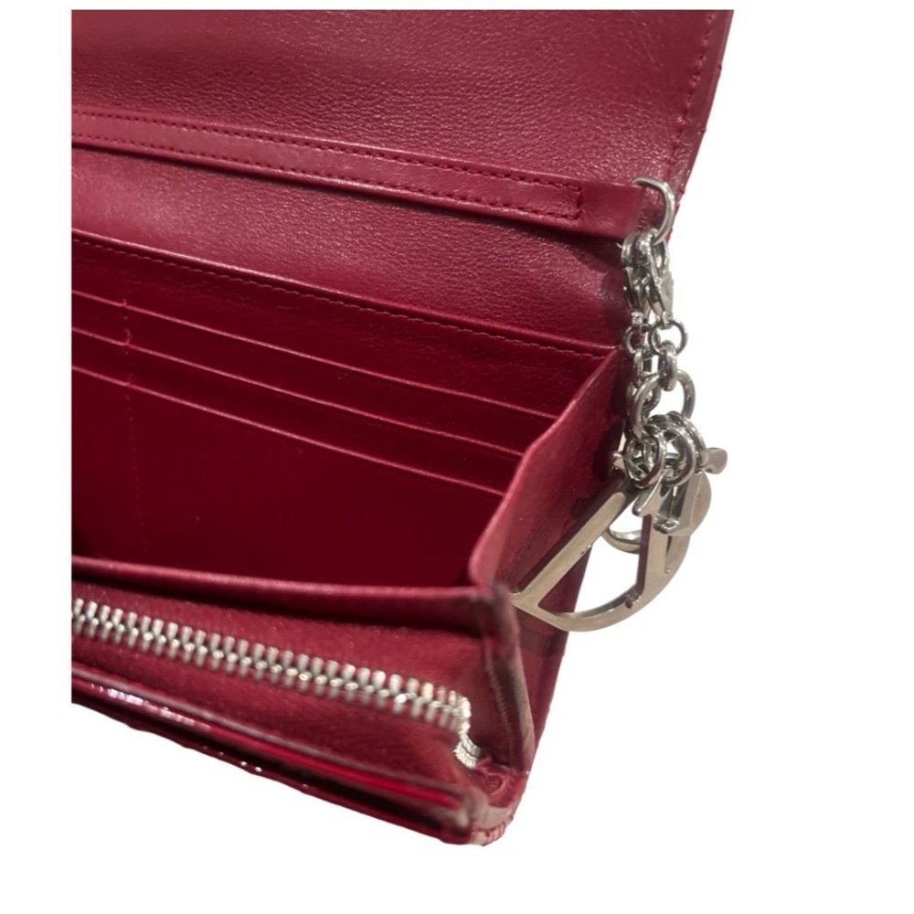 CHRISTIAN DIOR
Cannage Wallet On Chain Authentic - Picture 7 of 15